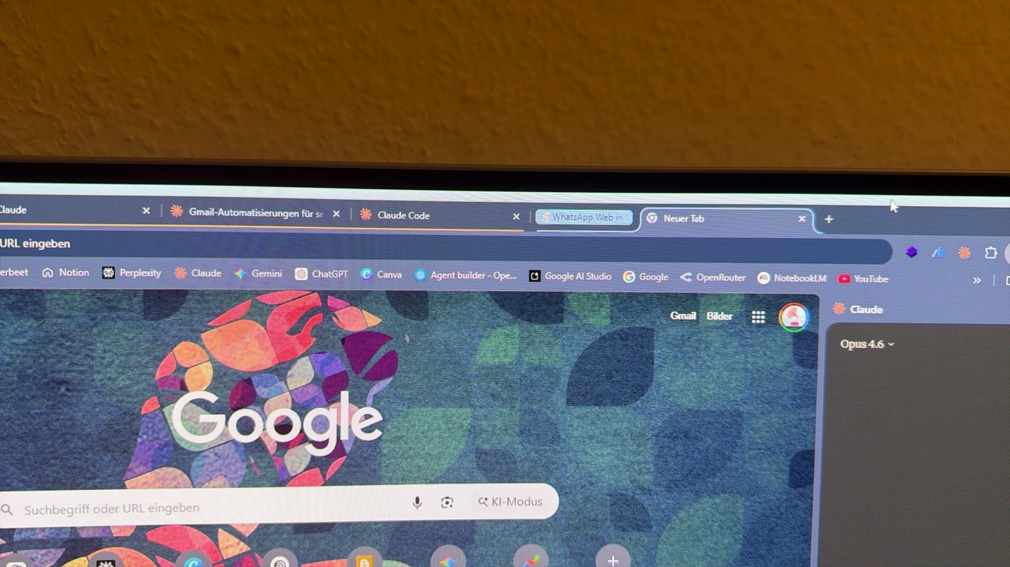 Desktop: Chrome mit WhatsApp Web Tab geoeffnet